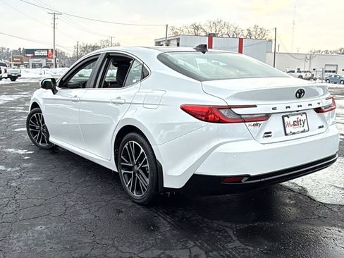 New 2026 Toyota Camry XLE image 5