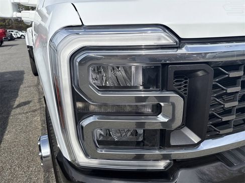Used 2024 Ford F350 King Ranch image 3