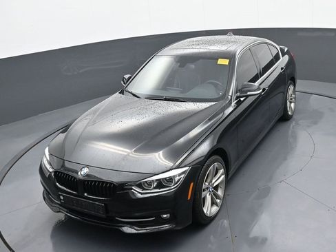 Used 2017 BMW 330i xDrive Sedan image 31