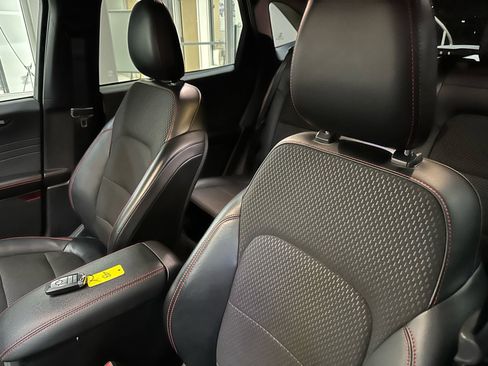 Certified 2023 Ford Escape ST-Line w/ Tech Pack #1 image 21