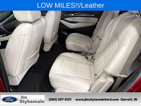Used 2023 Buick Enclave Essence FWD image 4