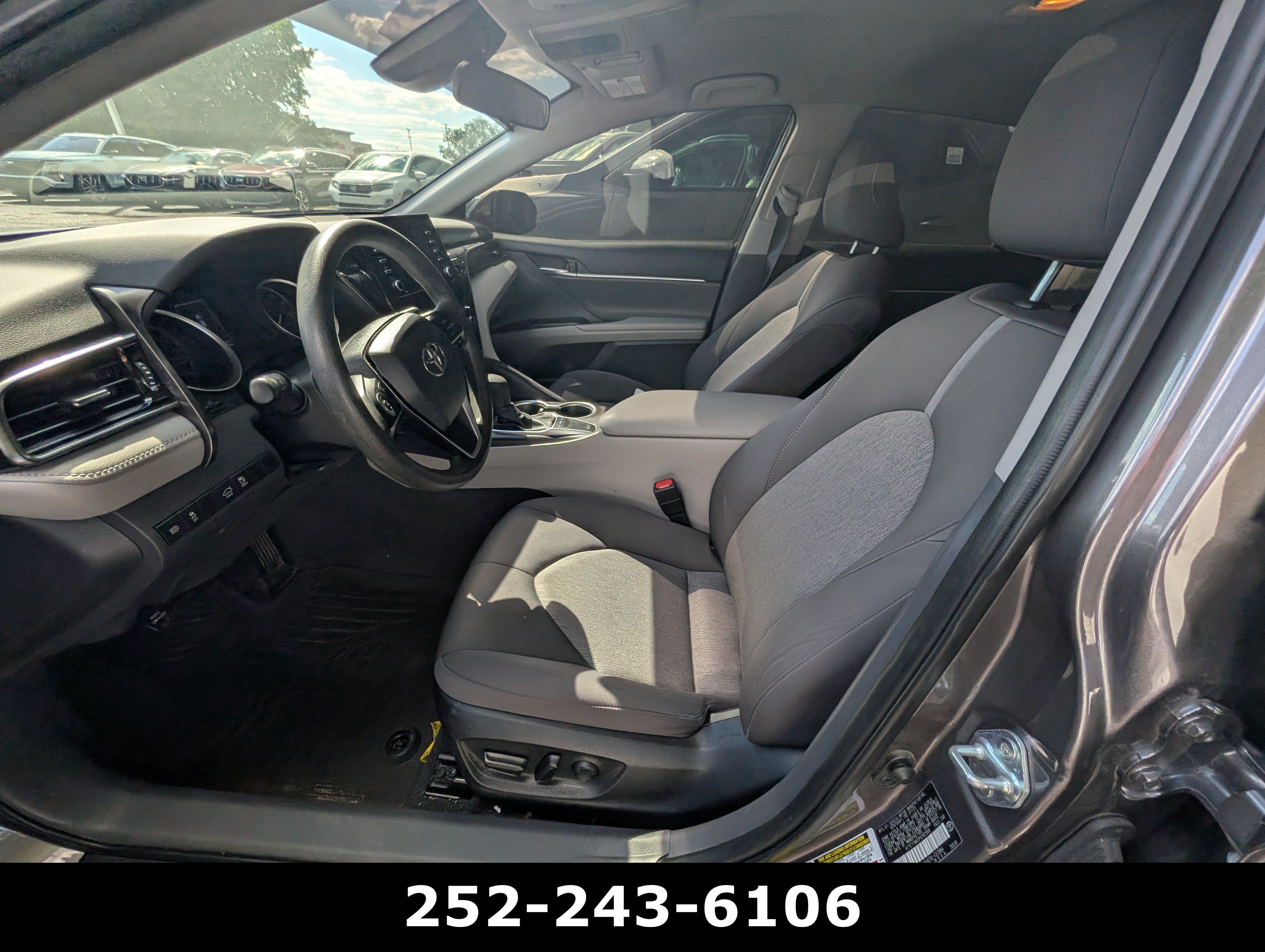Used 2023 Toyota Camry LE FWD image 11