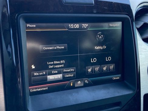 Used 2013 Ford F150 Platinum image 19