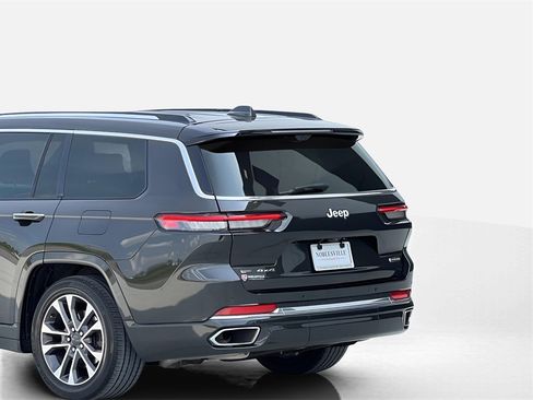 Used 2022 Jeep Grand Cherokee L Overland w/ Luxury Tech Group IV image 9
