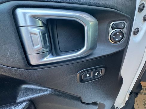 Used 2023 Jeep Wrangler Sport AWD/4WD image 24