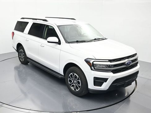 Used 2024 Ford Expedition Max XLT AWD/4WD image 31