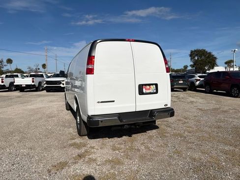 New 2026 Chevrolet Express 2500 Work Van 3D Cargo Van w/ Driver Convenience Package image 11