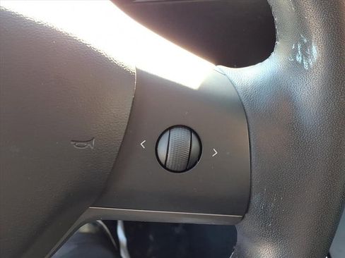 Used 2020 Tesla Model 3 image 19