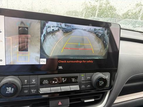 Used 2024 Toyota Grand Highlander FWD image 6