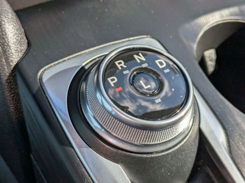 Used 2025 Ford Escape ST-Line image 22