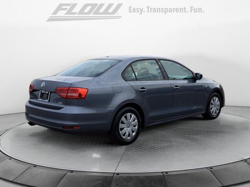 Used 2015 Volkswagen Jetta S image 8