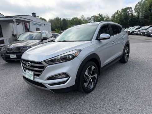 Used 2016 Hyundai Tucson Sport image 1