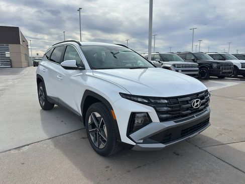 New 2026 Hyundai Tucson SEL image 2