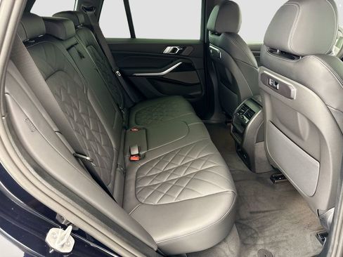 New 2026 BMW X5 xDrive40i w/ M Sport Package AWD/4WD image 21