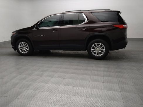Used 2020 Chevrolet Traverse LT w/ Driver Confidence II Package AWD/4WD image 3
