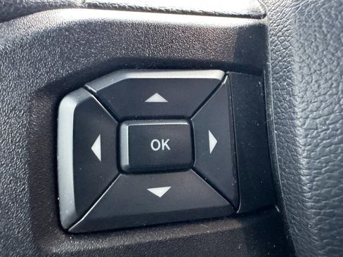 Used 2019 Ford F150 XLT w/ Equipment Group 302A Luxury AWD/4WD image 16