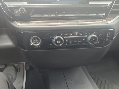 Used 2023 Chevrolet Silverado 1500 RST image 25