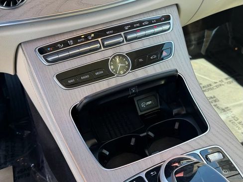 Used 2018 Mercedes-Benz E 400 Coupe image 27