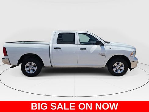 Used 2022 RAM 1500 Classic SLT w/ Electronics Group AWD/4WD image 2