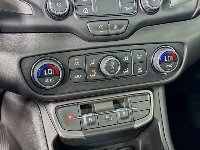 Used 2022 GMC Terrain AT4 w/ Infotainment Package II AWD/4WD image 18