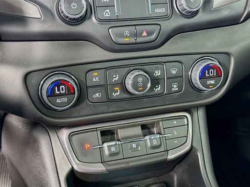 Used 2022 GMC Terrain AT4 w/ Infotainment Package II AWD/4WD image 18