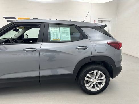Used 2021 Chevrolet TrailBlazer LS AWD/4WD image 5
