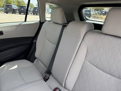 Used 2026 Toyota Corolla Cross L FWD image 28