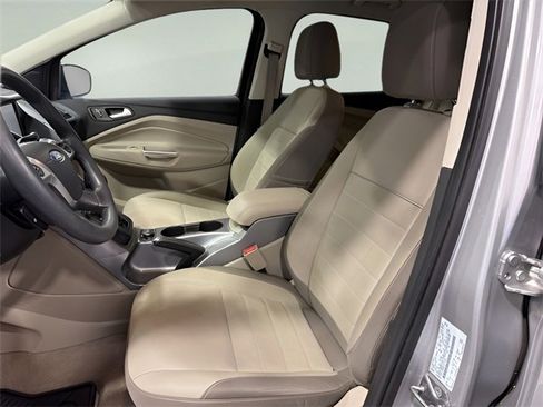 Used 2015 Ford Escape SE w/ Equipment Group 201A image 11