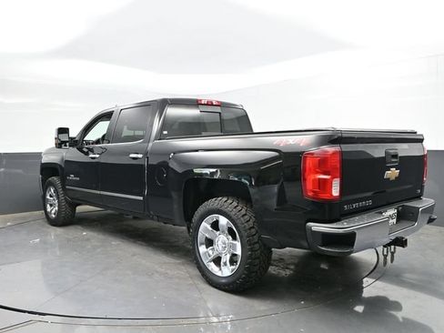 Used 2018 Chevrolet Silverado 1500 LTZ w/ Max Trailering Package AWD/4WD image 11