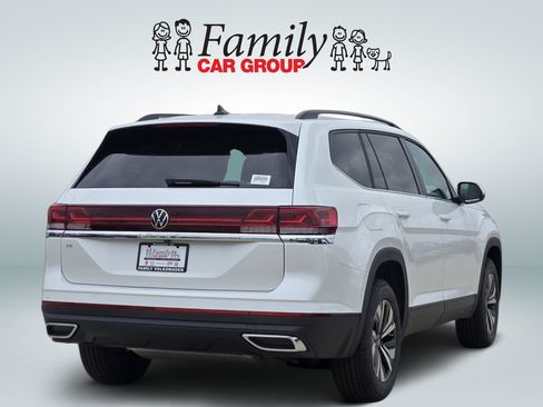 New 2026 Volkswagen Atlas SE FWD image 3