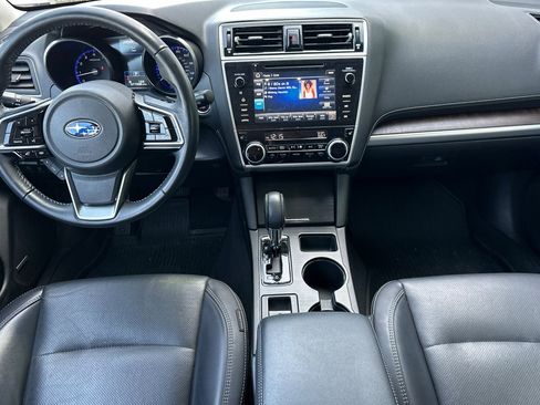 Used 2018 Subaru Outback 2.5i Limited image 17