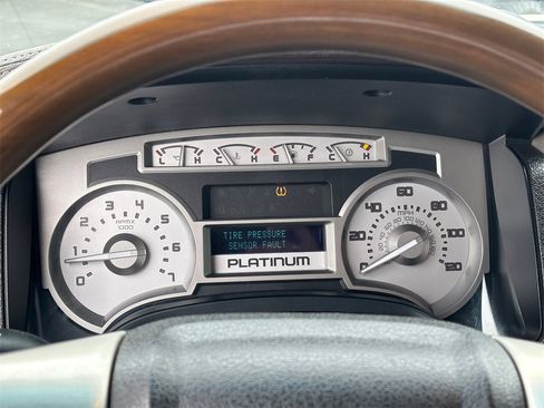 Used 2009 Ford F150 Platinum image 17