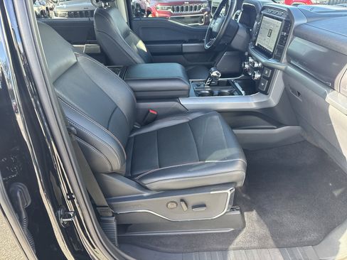 Used 2023 Ford F150 Lariat w/ Trailer Tow Package image 17