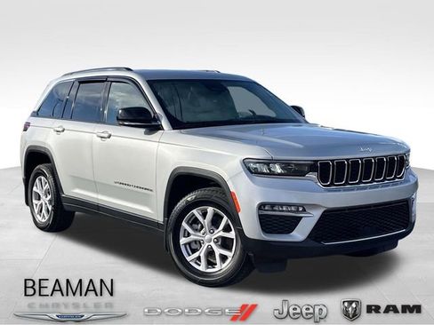 Used 2022 Jeep Grand Cherokee Limited w/ MOPAR Finishing Package image 1