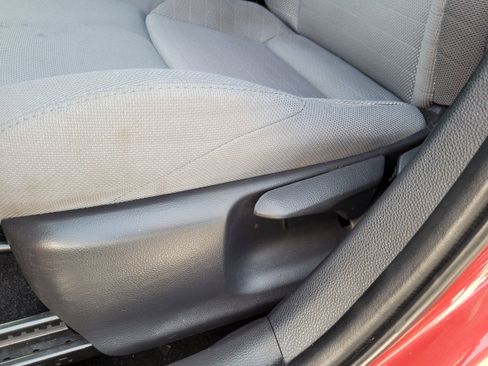 Used 2021 Toyota Corolla SE FWD image 12