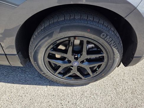 Used 2022 Ford Edge SEL AWD/4WD image 17