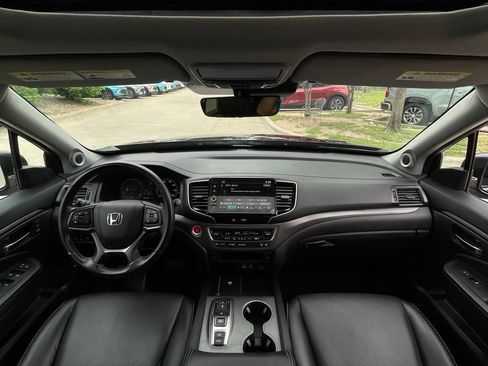 Used 2025 Honda Ridgeline RTL image 9