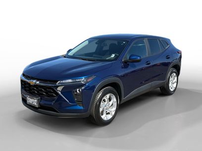 Used 2024 Chevrolet Trax LS w/ LS Convenience Package