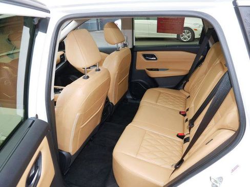 Certified 2023 Nissan Rogue Platinum image 11