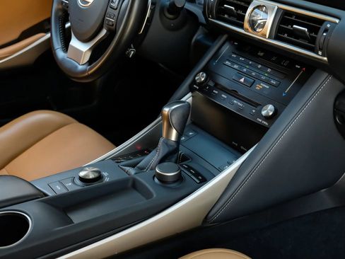 Used 2018 Lexus IS 300 AWD w/ Premium Package image 29