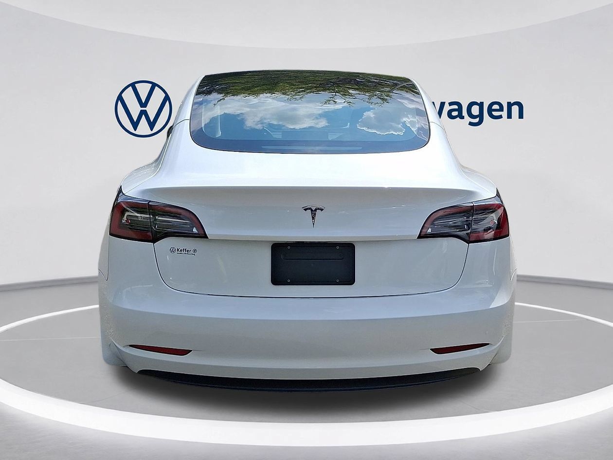 Used 2023 Tesla Model 3 Standard Range RWD image 5