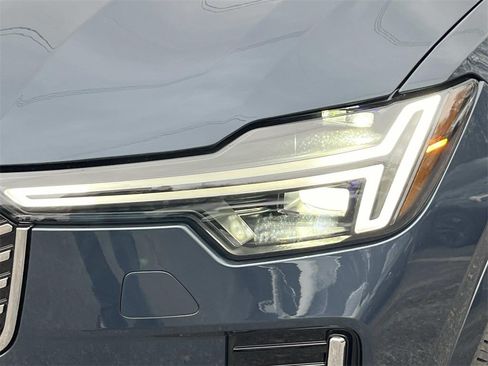 Certified 2026 Volvo XC90 B6 Ultra AWD/4WD image 9