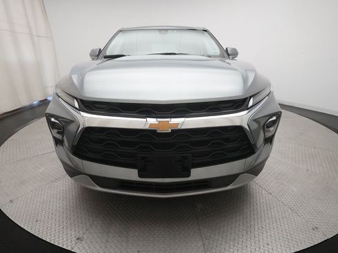 Certified 2025 Chevrolet Blazer LT AWD/4WD image 11