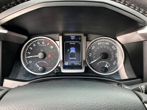 Used 2023 Toyota Tacoma SR5 image 21
