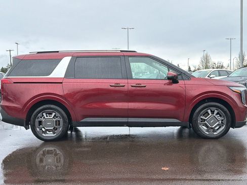 New 2026 Kia Carnival EX image 4