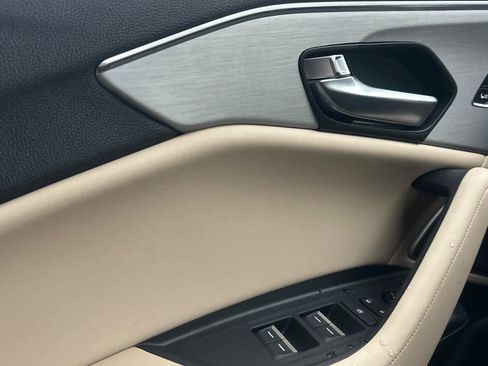 New 2025 Acura TLX w/ Technology Package image 8