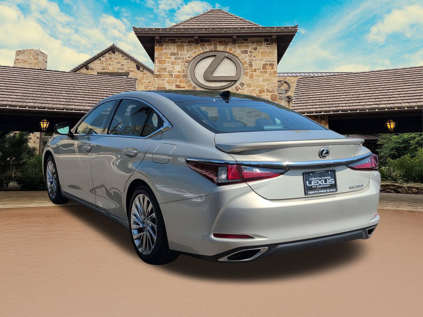 Certified 2023 Lexus ES 350 Ultra Luxury w/ Accessory Package (Z2) FWD image 3