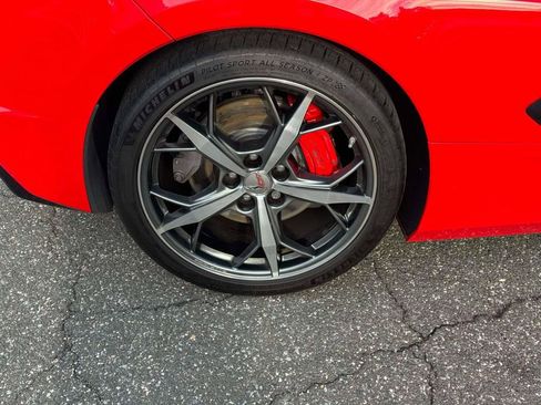Used 2022 Chevrolet Corvette Stingray Preferred Conv w/ Z51 Performance Package RWD image 10