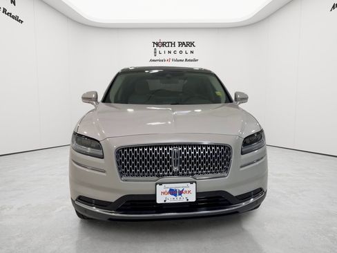 Used 2021 Lincoln Nautilus Reserve AWD/4WD image 8