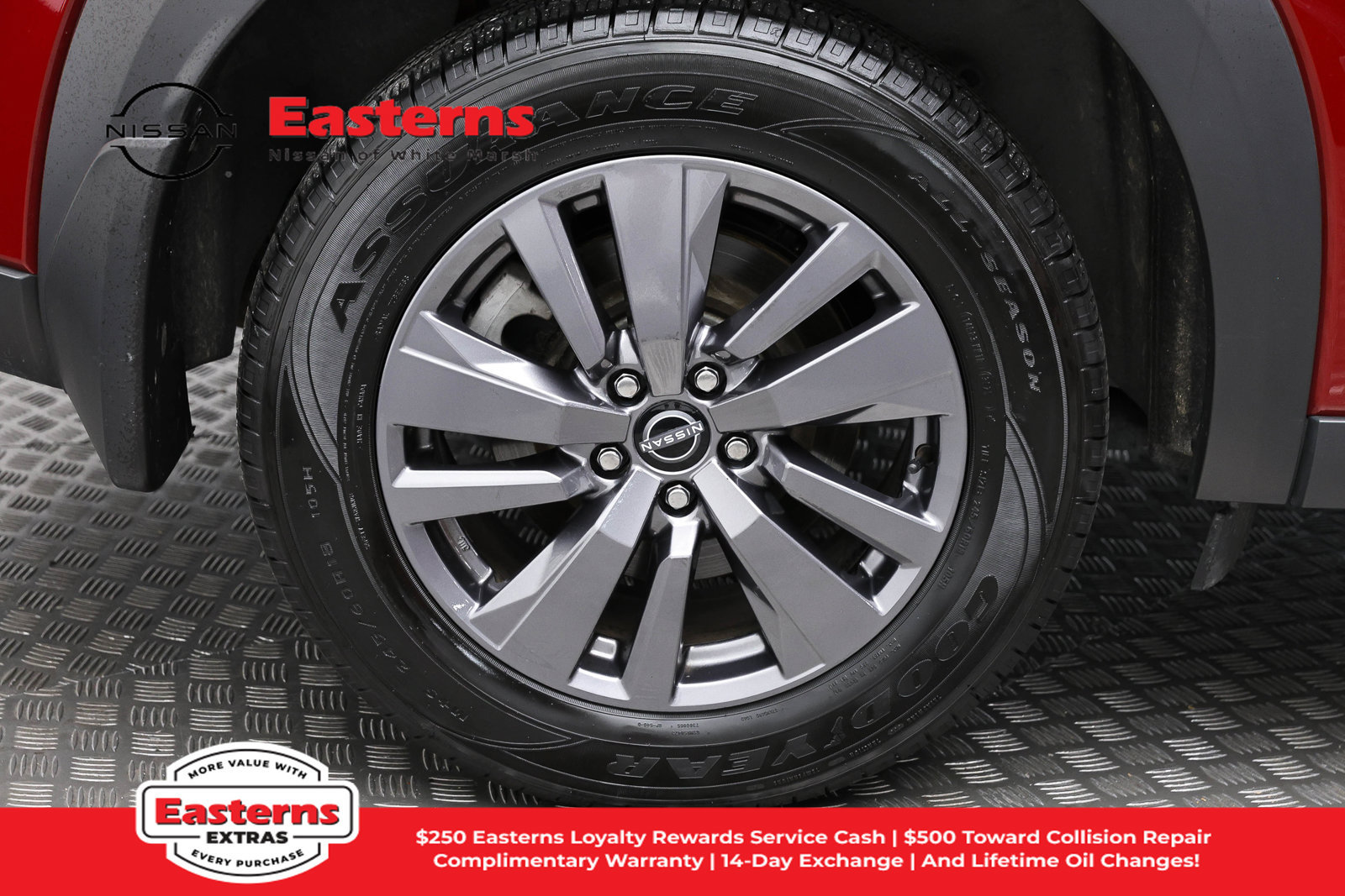 Used 2023 Nissan Pathfinder SV AWD/4WD image 29